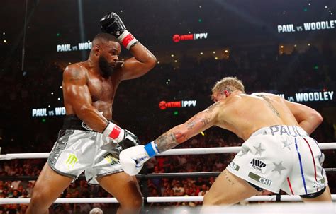 tyron woodley butt|Jake Paul def. Tyron Woodley: Photo gallery of。